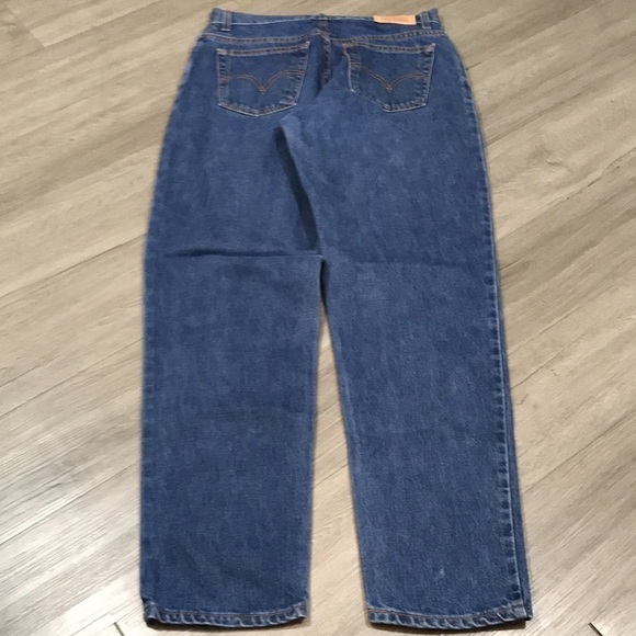 Levi’s 550 Medium Wash Classic Relaxed Tapered Jeans size 12Long - Picture 3 of 10